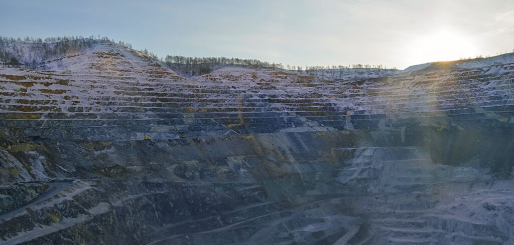 An 18 Month Mining Construction Project Requires Ongoing Support